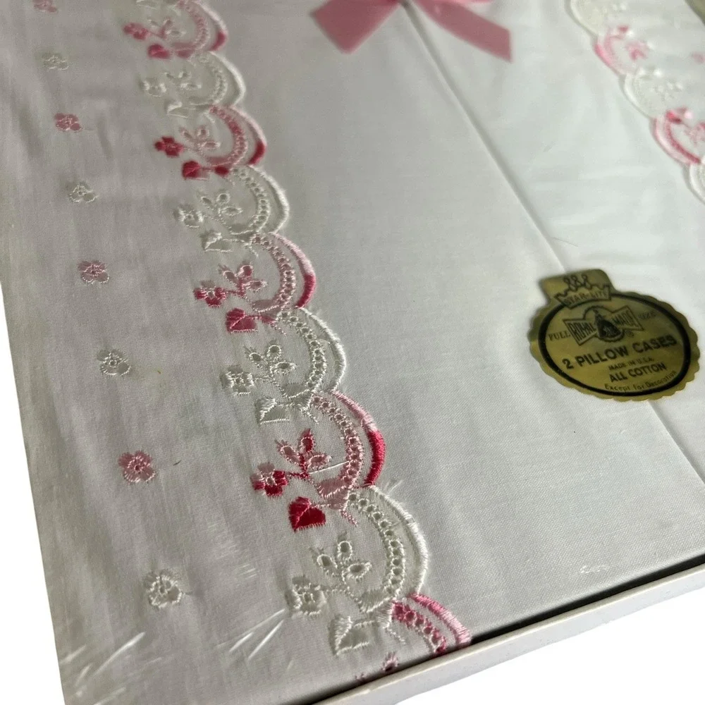 Vintage Gloria Gray Pillowcase Gift Set New Sealed Pink‎ Embroidered Lace Floral